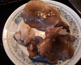 Foto del paso 3 de la receta: Redondo de ternera relleno de pasas y piñones