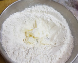 Foto del paso 2 de la receta: Bizcochitos salados con grasa