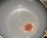 A picture of step 6 of Grape pickles.