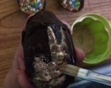 Foto del paso 6 de la receta: Huevos de Pascua Rellenos 🍫🐰