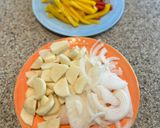 A picture of step 2 of Chicken Scarpariello.