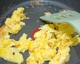 Foto langkah ke 2 dari resep Nasi Goreng Telur Udang.