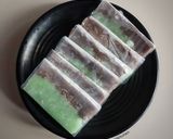 Foto langkah ke 7 dari resep Es Gabus Coklat Pandan.