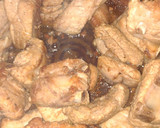 Foto del paso 5 de la receta: Costilla de cerdo en salsa de guajes