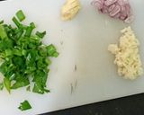 Foto langkah ke 4 dari resep Sup Gambas, Jagung dan Bakso.