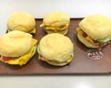 Foto langkah ke 3 dari resep Mini Burger with KSB Bun untuk Bento Anak.
