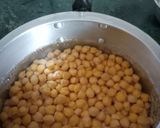 छोले भटूरे (Chhole bhature recipe in Hindi) रेसिपी चरण 2 फोटो