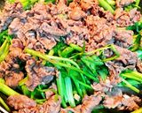Hình bước làm 2 của món Thịt Bò Xào Rau Cần