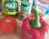 Une image de l'étape 1 de Bruschetta tomate poivron.