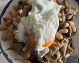 Foto del paso 7 de la receta Ensalada de Alubias templadas con setas al vino blanco, crujiente de jamón y huevo poche !!!