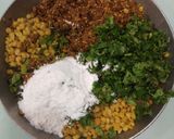 ચણાની દાળ ના સમોસા(Chana ni dal na Samosa recipe in gujarati) રેસીપી સ્ટેપ2ફોટો