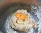 Foto del paso 3 de la receta: Buñuelos barquita rellenos de caramelo 