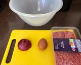 A picture of step 1 of Taste the difference beef burgers.