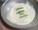 A picture of step 5 of Garlic mayo dip.