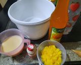 Foto langkah ke 1 dari resep Yakult Kocok Pudding Mangga (ide jualan).