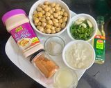 A picture of step 1 of Peri-Peri Hummus.