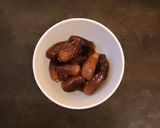 Foto del passaggio 7 della ricetta Castagne di frolla con datteri cioccolato fondente e castagne