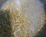 A picture of step 1 of Chana dal halwa.