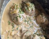 Une image de l'étape 5 de Paupiettes de poulet à la crème et aux champignons.