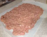 Foto del passaggio 3 della ricetta Polpettone ai funghi al forno