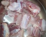 Foto langkah ke 1 dari resep Sop bakut sayur asin.
