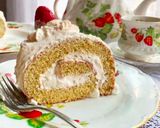 A picture of step 6 of Einkorn maple roll cake.