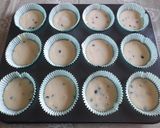 Foto del passaggio 4 della ricetta Muffin con yogurt greco e gocce di cioccolato fondente