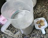 Hình bước làm 3 của món Sữa hạt lanh + mè đen + hạt điều rang🫛🫛🫛🥛🥛🥛