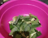 Foto langkah ke 2 dari resep Jus Pandan Homemade Untuk Pewarna Alami.