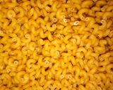 A picture of step 1 of Macaroni and beans jallop.