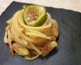 Foto del passaggio 3 della ricetta Spaghetti di farro con speck e fichi