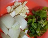 Foto langkah ke 2 dari resep Udang saos mentega.