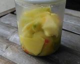 Foto langkah ke 1 dari resep Manisan mangga muda.