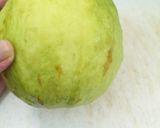 Gambar langkah 1 resipi Guava Juice with Baobab Powder.