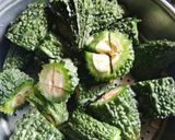 भरवा करेला(बिटर ग्राउंड) (Bharva karela(bitter ground) recipe in hindi) रेसिपी चरण 1 फोटो