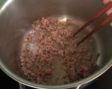 Hình bước làm 1 của món Canh củ dền nấu thịt bằm