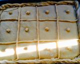 Foto del paso 8 de la receta Empanada de puerros y gambas