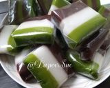 Foto langkah ke 3 dari resep Lapis Coklat Pandan Trio.