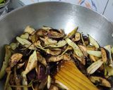 A picture of step 3 of Baingan Masala🍆.