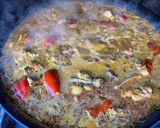Foto del paso 10 de la receta: Paella pescado y pollo