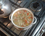 Foto del paso 3 de la receta: Sopa de verduras pollo y fideos (sin sal)