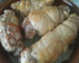 Foto del paso 11 de la receta: Muslos de pollo relleno en salsa de cebolla
