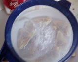 A picture of step 8 of Sandwich Toaster Mini cakes.