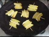 फ्रैंच फ्राइज पिज़्ज़ा (French fries pizza recipe in Hindi)