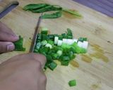 Foto langkah ke 1 dari resep Martabak Telor Sosis Enak dan Sederhana.