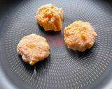 Gambar langkah 7 resipi Mini Burger Tofu Patty.