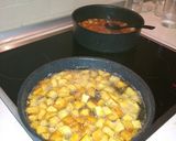 Krumplis lecsó recept fázis 3 fotója