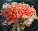 A picture of step 5 of Prawn Pulao.