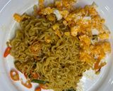 Foto langkah ke 8 dari resep Minyak Indomie Goreng Homemade.