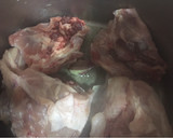 Foto del paso 3 de la receta: Caldo casero de pollo